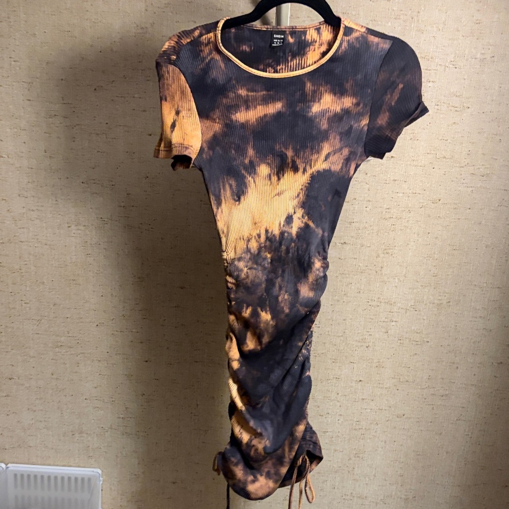 Tie-Dye Ruched Dress